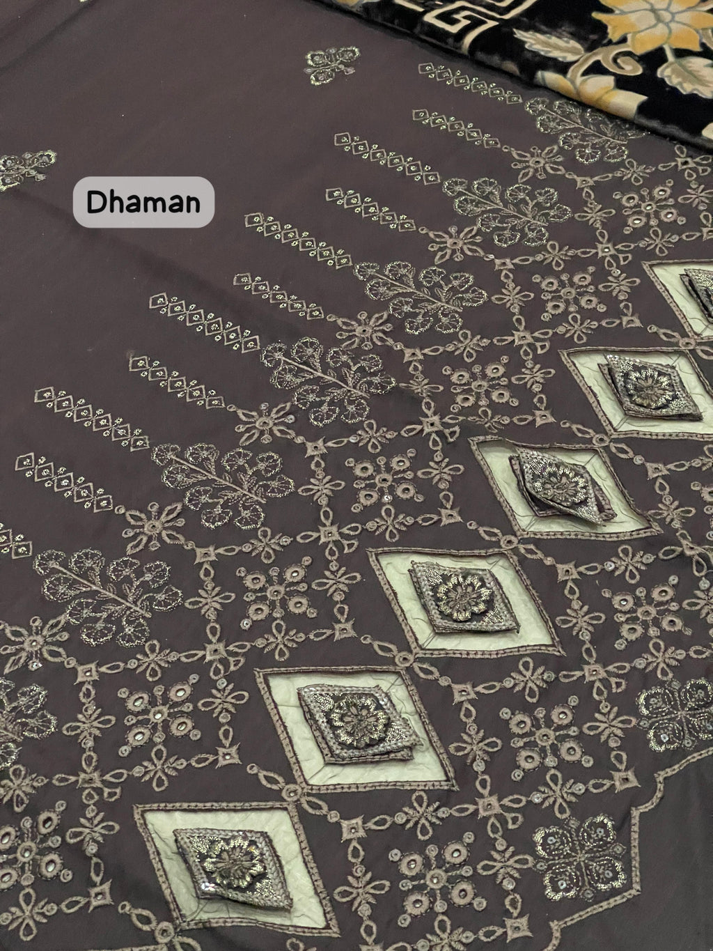 BRAND [ حسین ریاض ] FABRIC [ PREMIUM DHANAK ] 3 PIECE [ UNSTITCHED ] WINTER COLLECTION