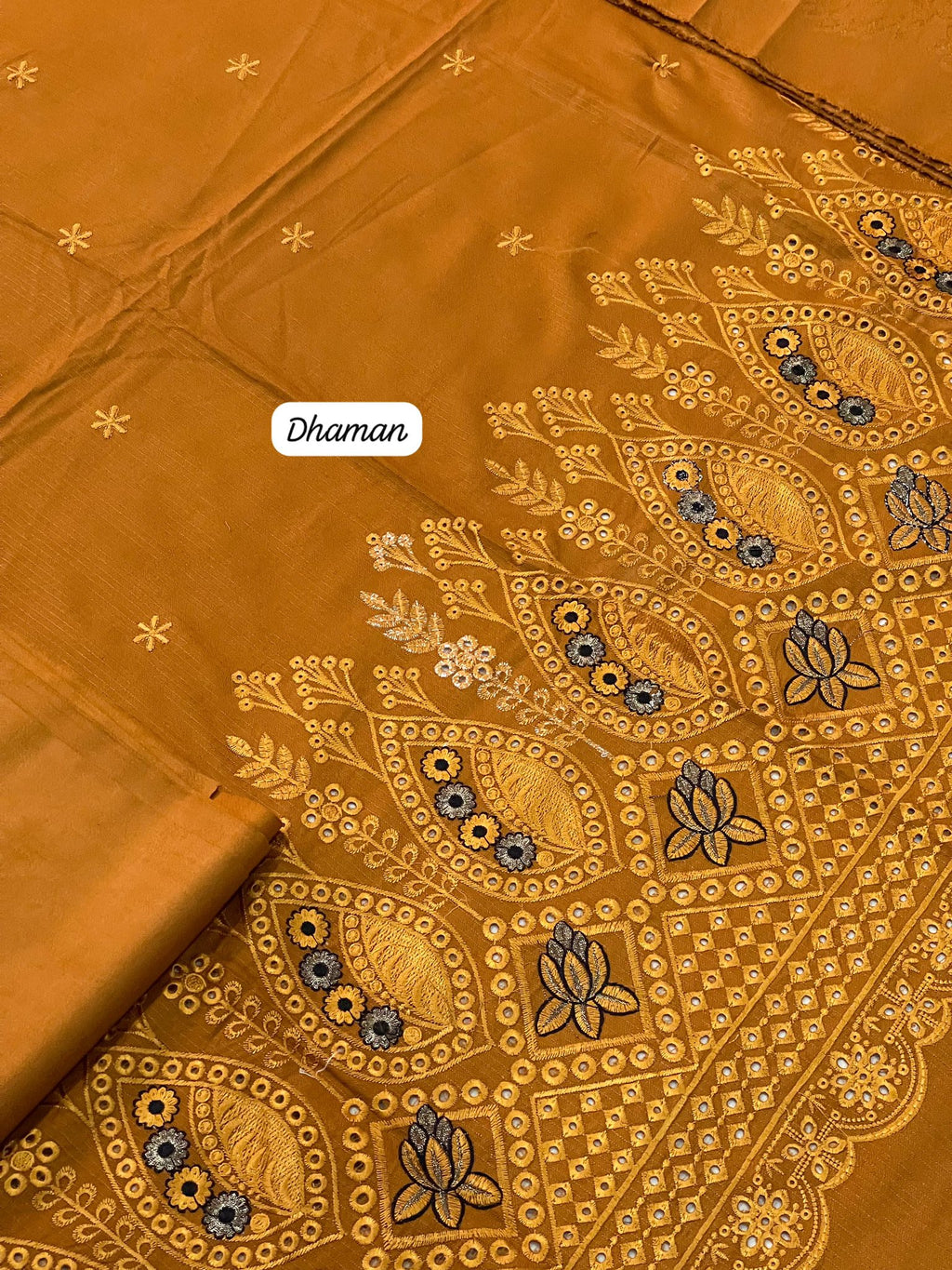 BRAND [ REHMA ]  FABRIC [ PREMIUM DORIA DHANAK ] 3 PIECE [ UNSTITCHED ] WINTER COLLECTION