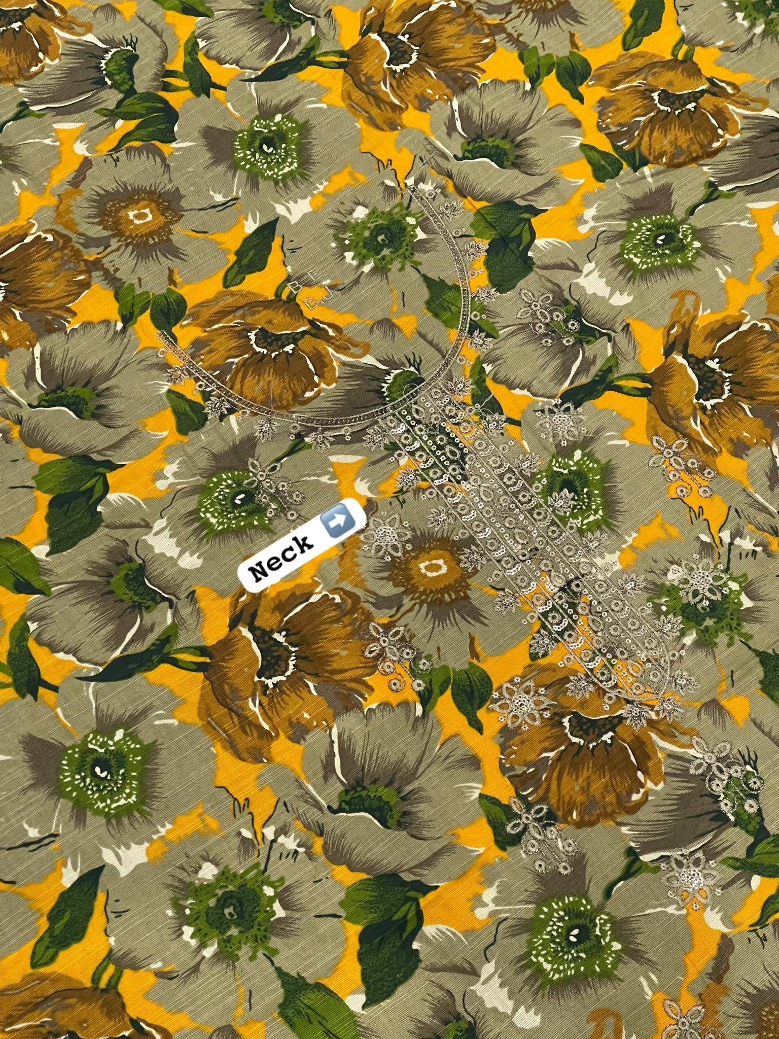 Brand : BAROQUE Fabric : Premium Khaddar 3 Piece Unstitched Winter Collection